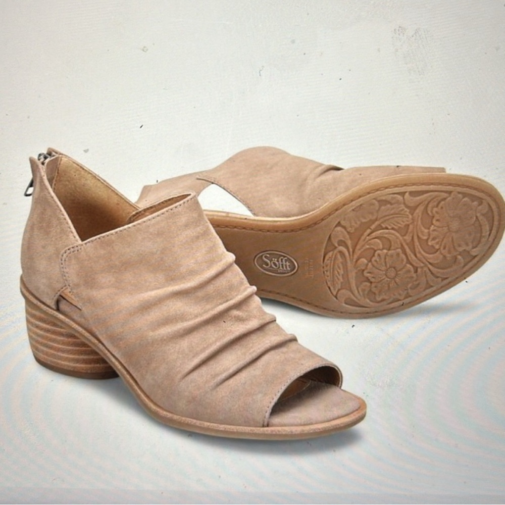 Sofft Women's Tan Catelyn Suede Peep-Toe Ankle Bootie Heel Shoes